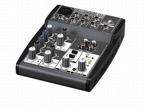 BEHRINGER XENYX 502