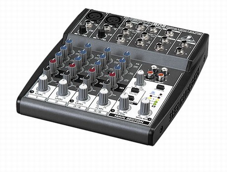 BEHRINGER XENYX 802