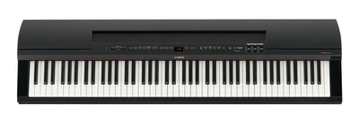 YAMAHA P 225