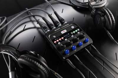 ZOOM P4NEXT - REGISTRATORE/INTERFACCIA AUDIO PORTATILE PER PODCAST ZOOM P4NEXT - REGISTRATORE/INTERFACCIA AUDIO PORTATILE PER PODCAST