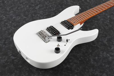 IBANEZ AZ2204PW